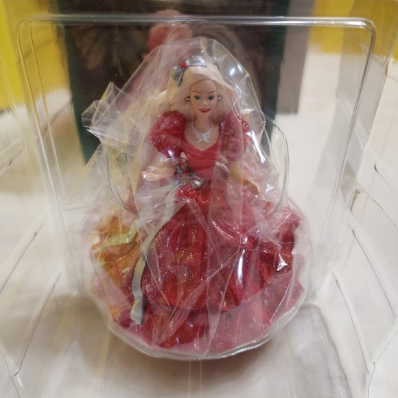 Hallmark Keepsake 1996 Club Edition BARBIE Christmas Ornament based on 1998 Doll - Picture 11 of 15